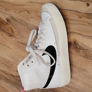 Nike blazers Mid 77